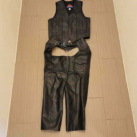 Bikers Leather Stuff Other - Bikers Black Leather Bikers Vest & Chaps